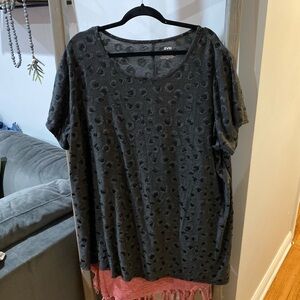 EVRI short sleeve top plus size 2x